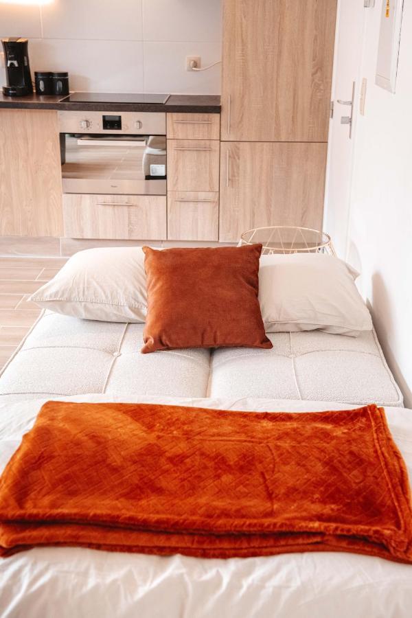 K&Y Suites 3 Brussels Airport 500M! Zaventem Kültér fotó